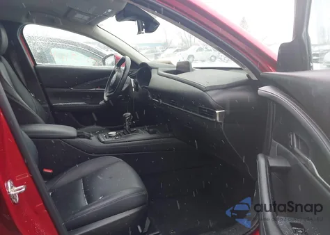 2021 Mazda Cx-30 Select z USA, uszkodzony, nr VIN 3MVDMBBL3MM239259